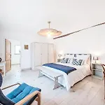 Ile D'aix By Interhome