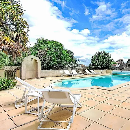 Nyaraló Ile D'aix By Interhome Geay